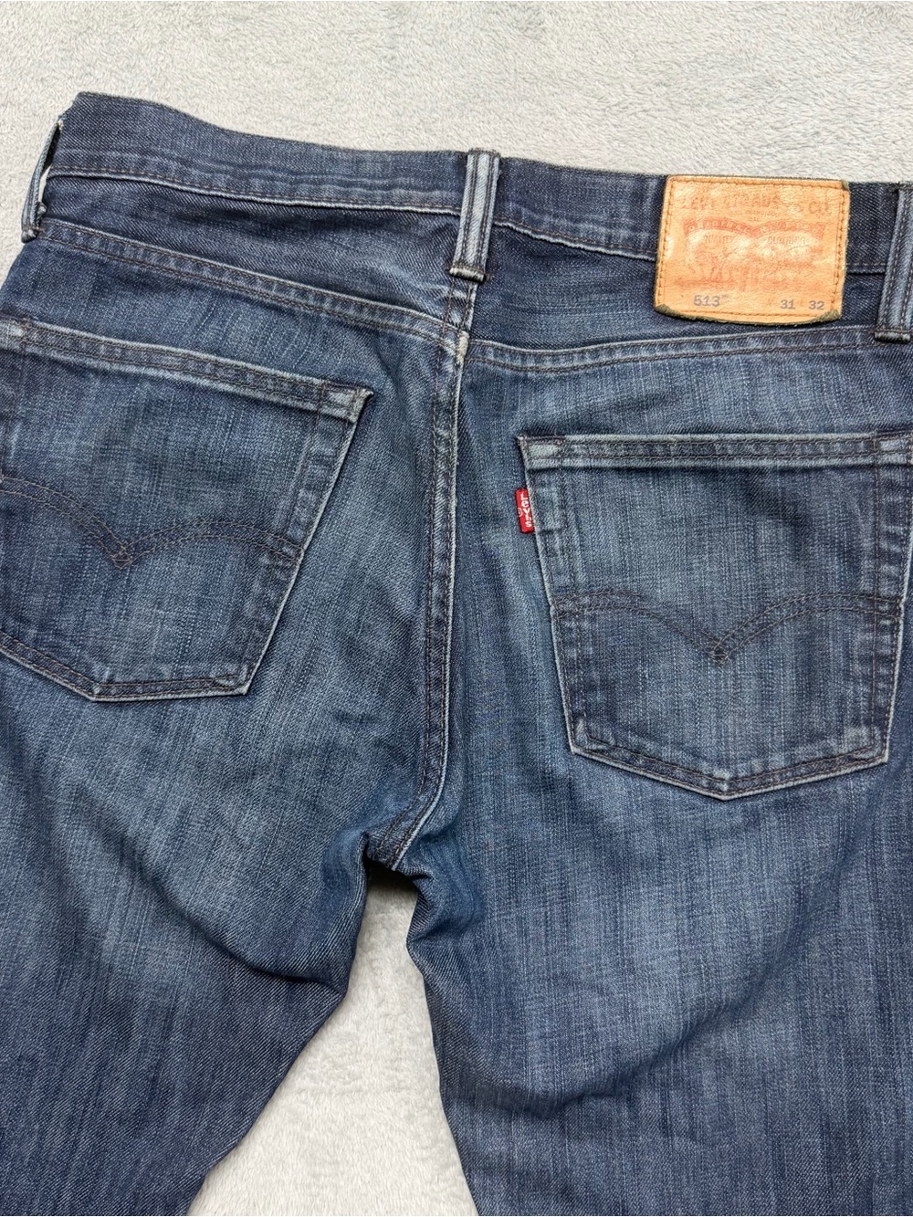 Levis 513 Slim Fit Jeans Mens 31x32 Dark Indigo Blue Denim Pants